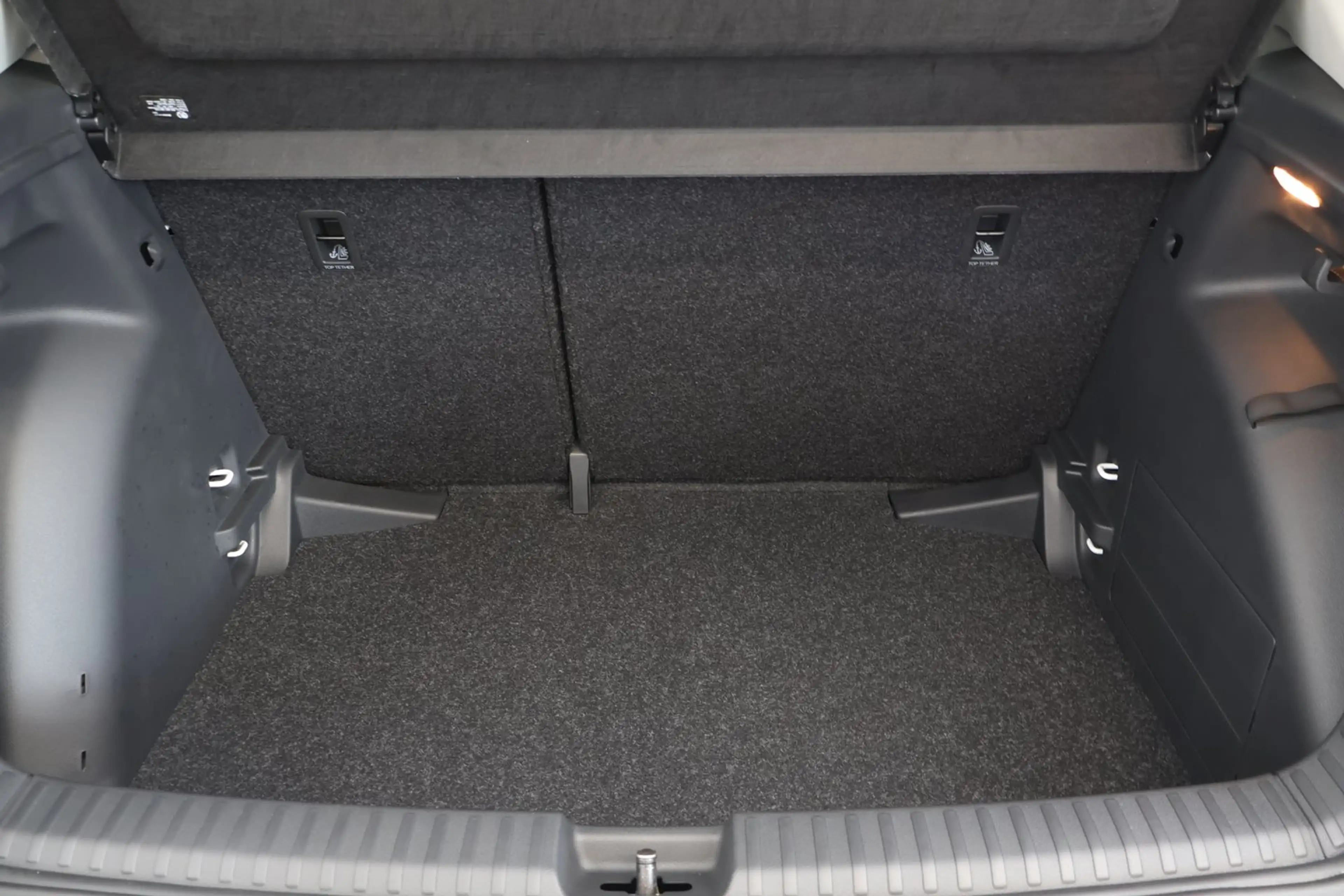 Skoda Fabia Essence — photo 11
