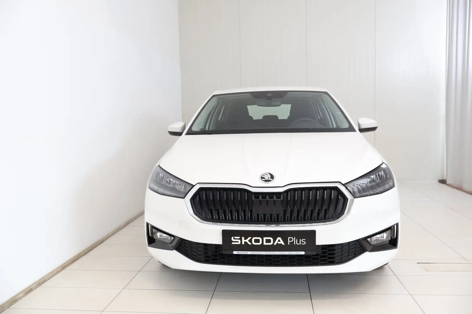 Skoda Fabia Essence Weiß - 2