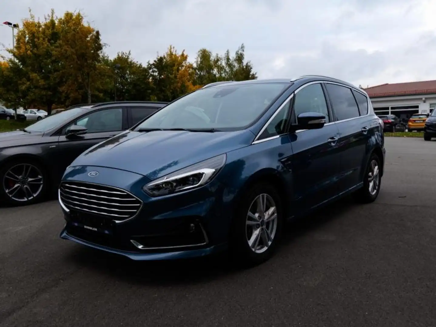 Ford S-Max Titanium Bleu - 1