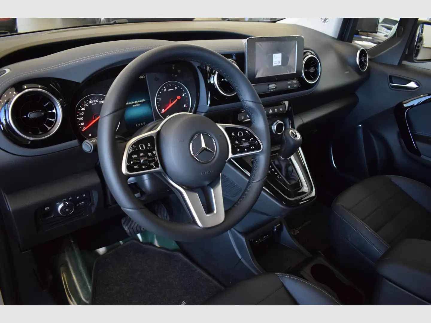 Mercedes-Benz T-Class 180d Weiß - 2