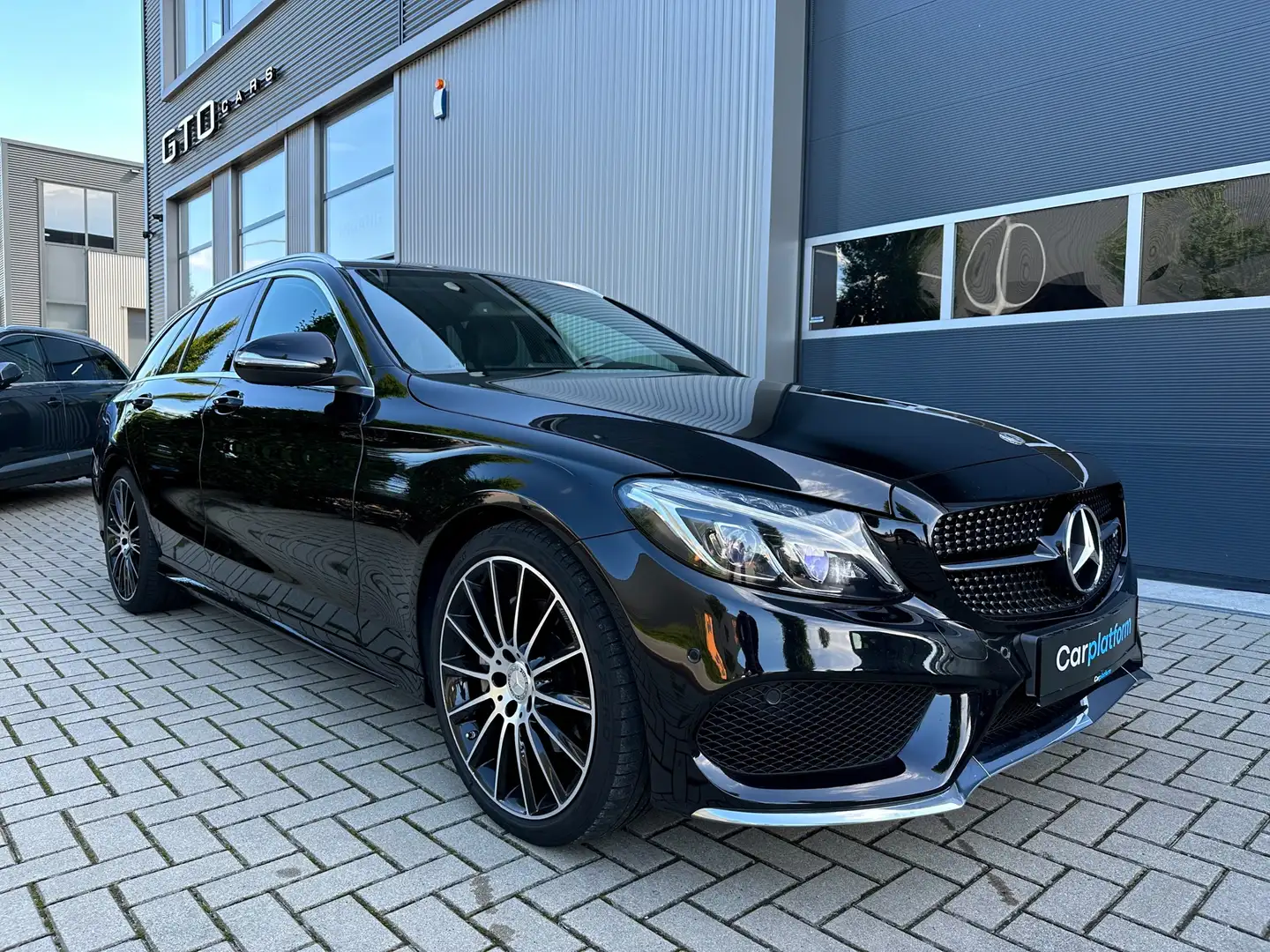 Mercedes-Benz C 200 Estate Prestige | AMG | Automaat | Stoelverwarming Zwart - 2