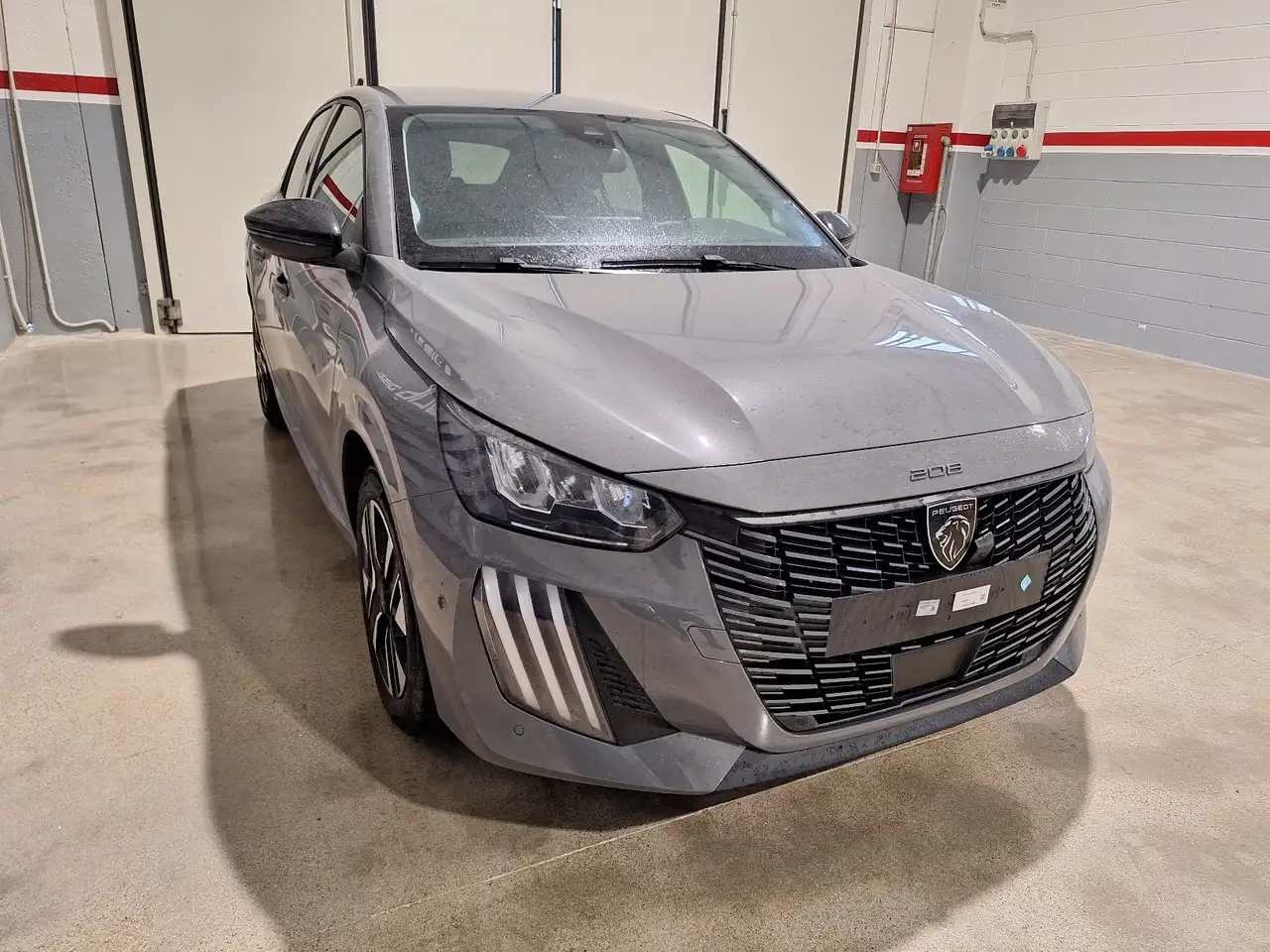 Peugeot 208 1.2 hybrid Allure 136 KM ZERO PRONTA CONSEGNA 3