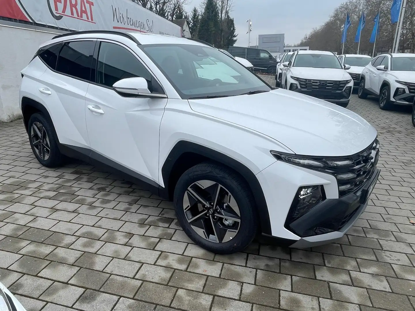 Hyundai TUCSON 1,6 T-Gdi Weiß - 1