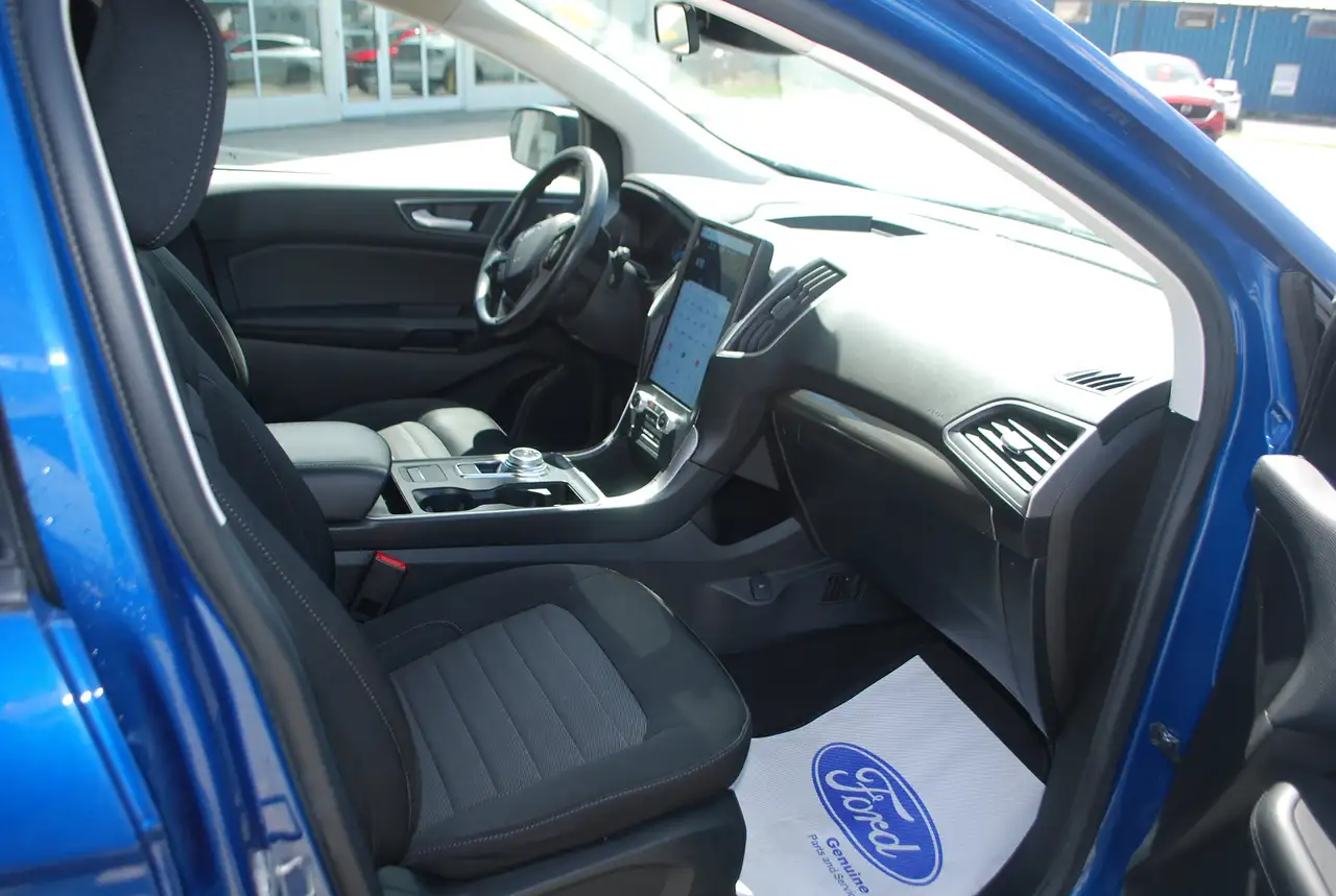 Ford Edge снимка Ford Edge