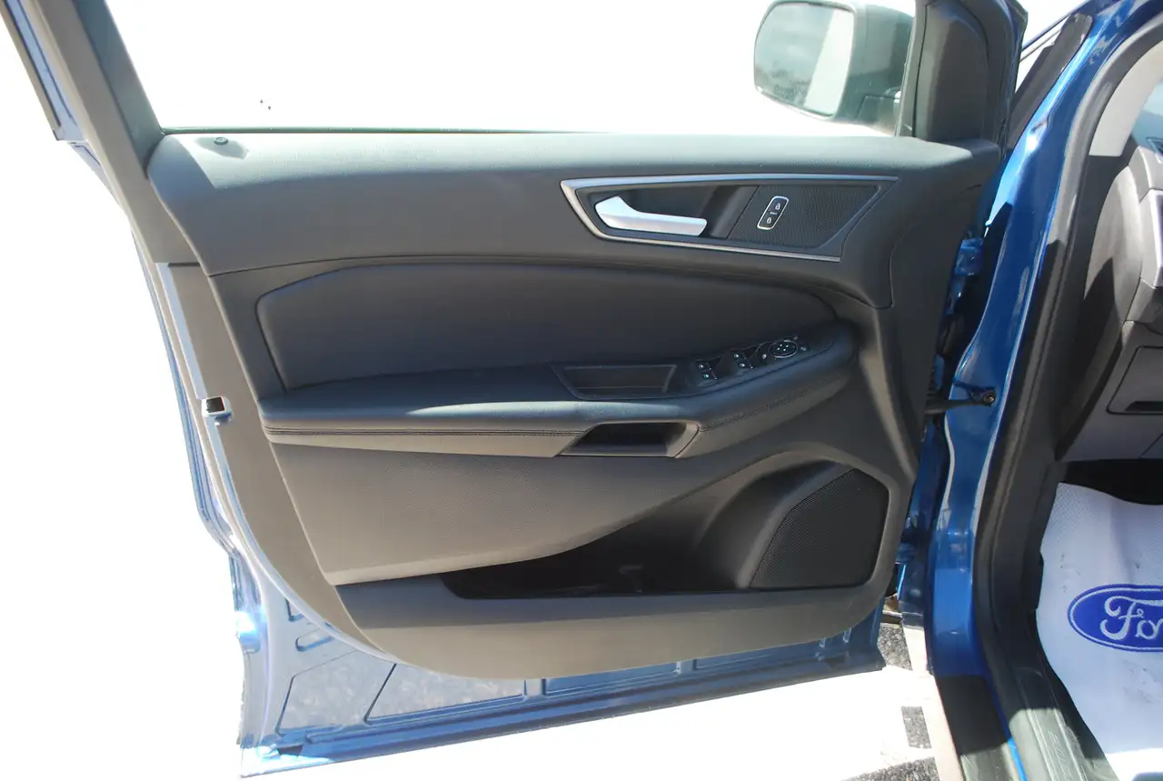 Ford Edge снимка Ford Edge