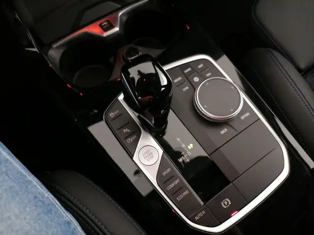 BMW 1 Series view 13