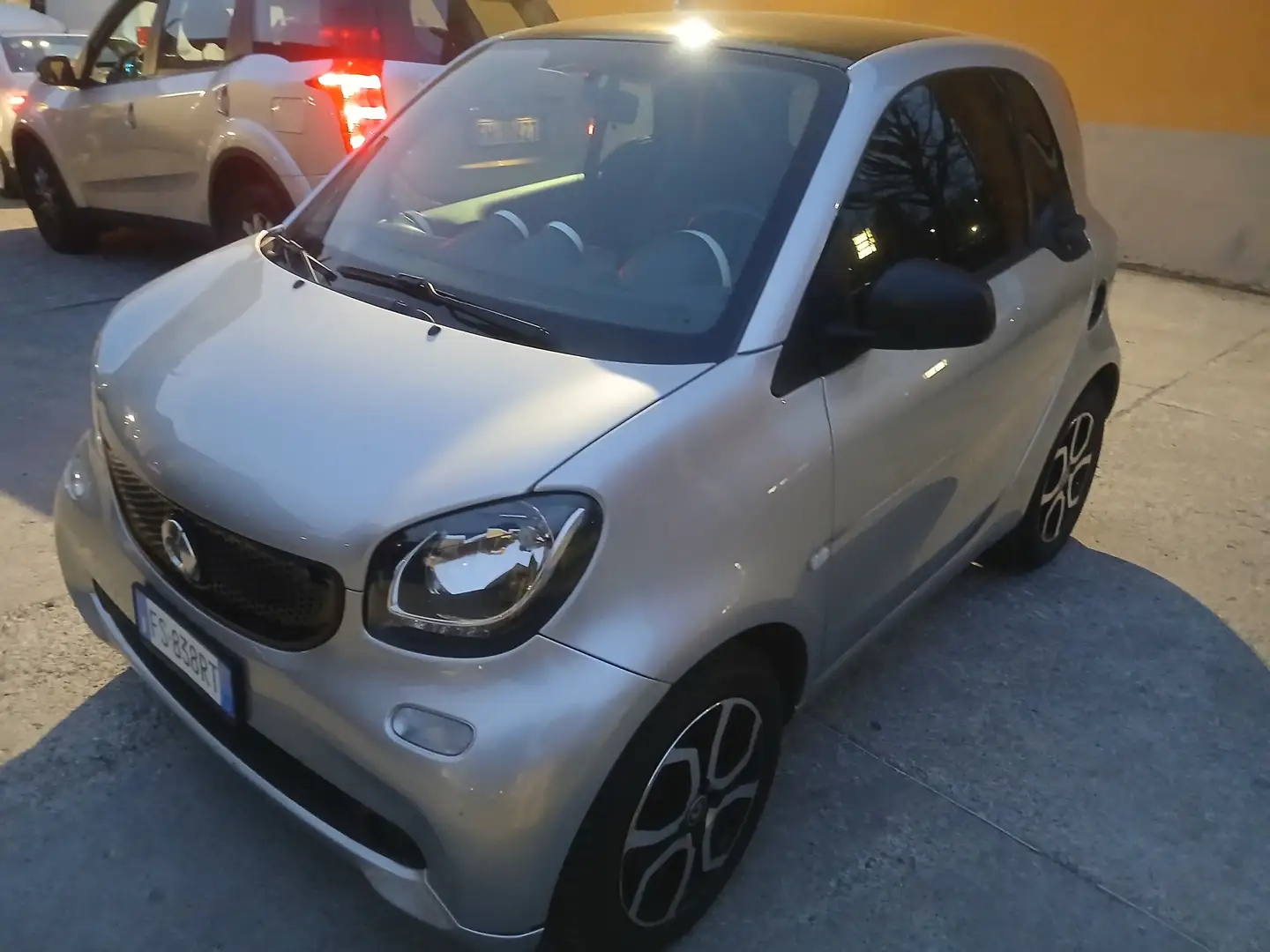 smart forTwo Fortwo III 2015 1.0 Passion 71cv twinamic Grigio - 1