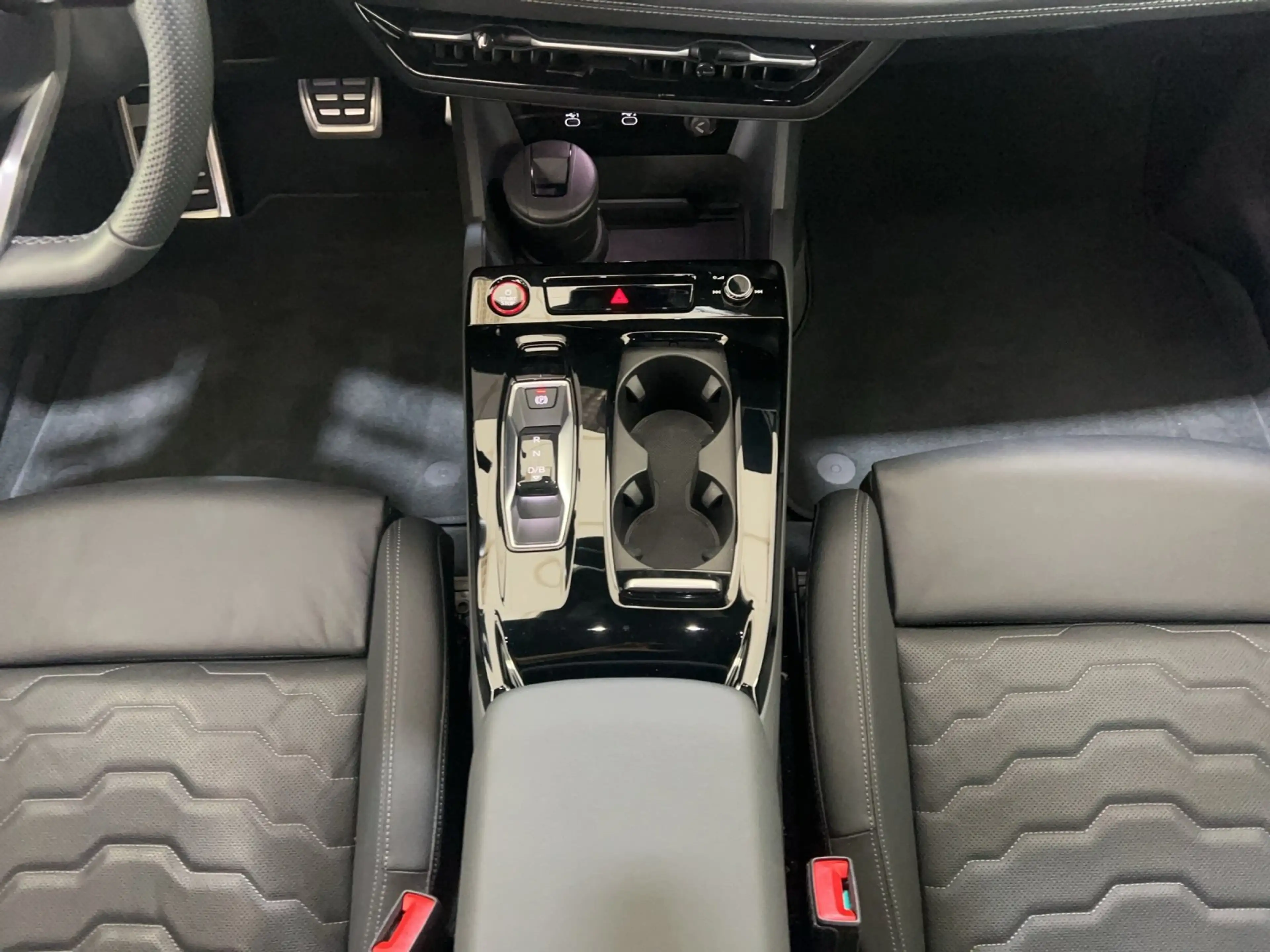 Audi S6 e-tron S6 Avant e-tron — photo 14