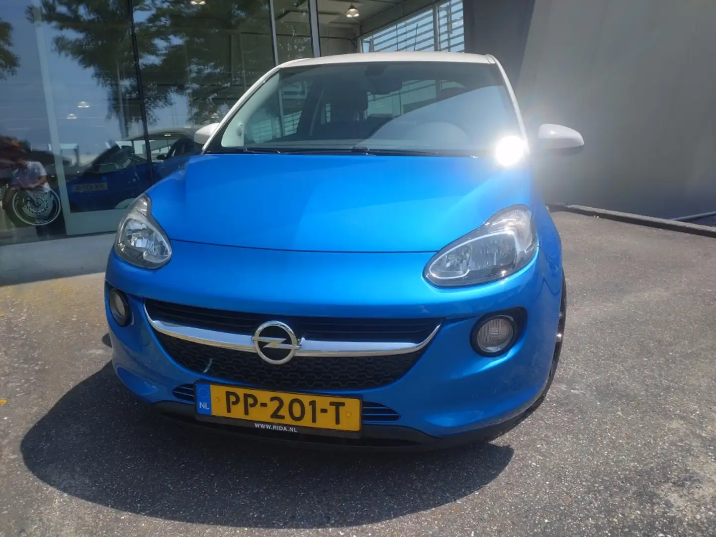 Opel Adam 1.0i Turbo Unlimited Bleu - 2