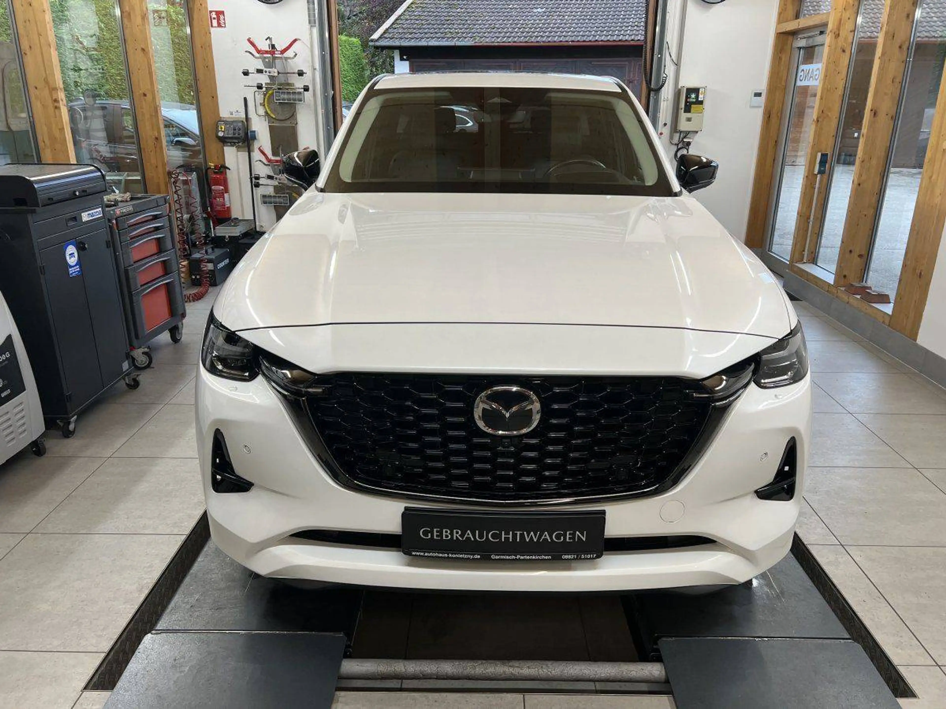 Mazda CX-60 Homura Hybrid AWD — photo 2