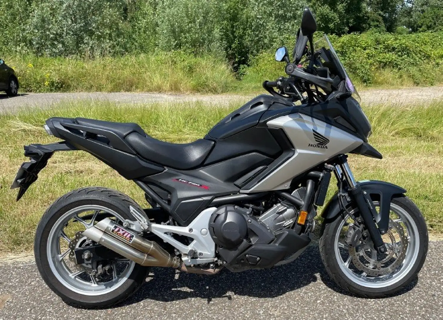 Honda NC 750 XD Zilver - 1