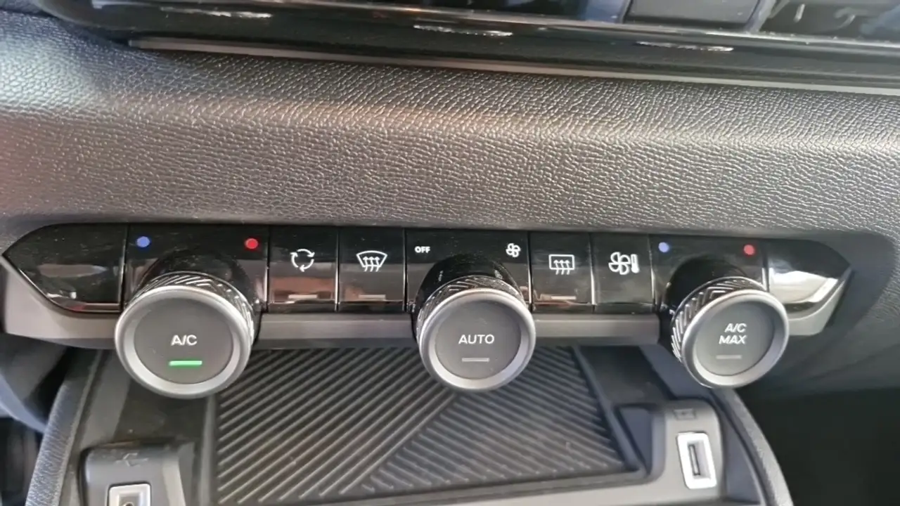 Citroen C4 Berline — photo 17