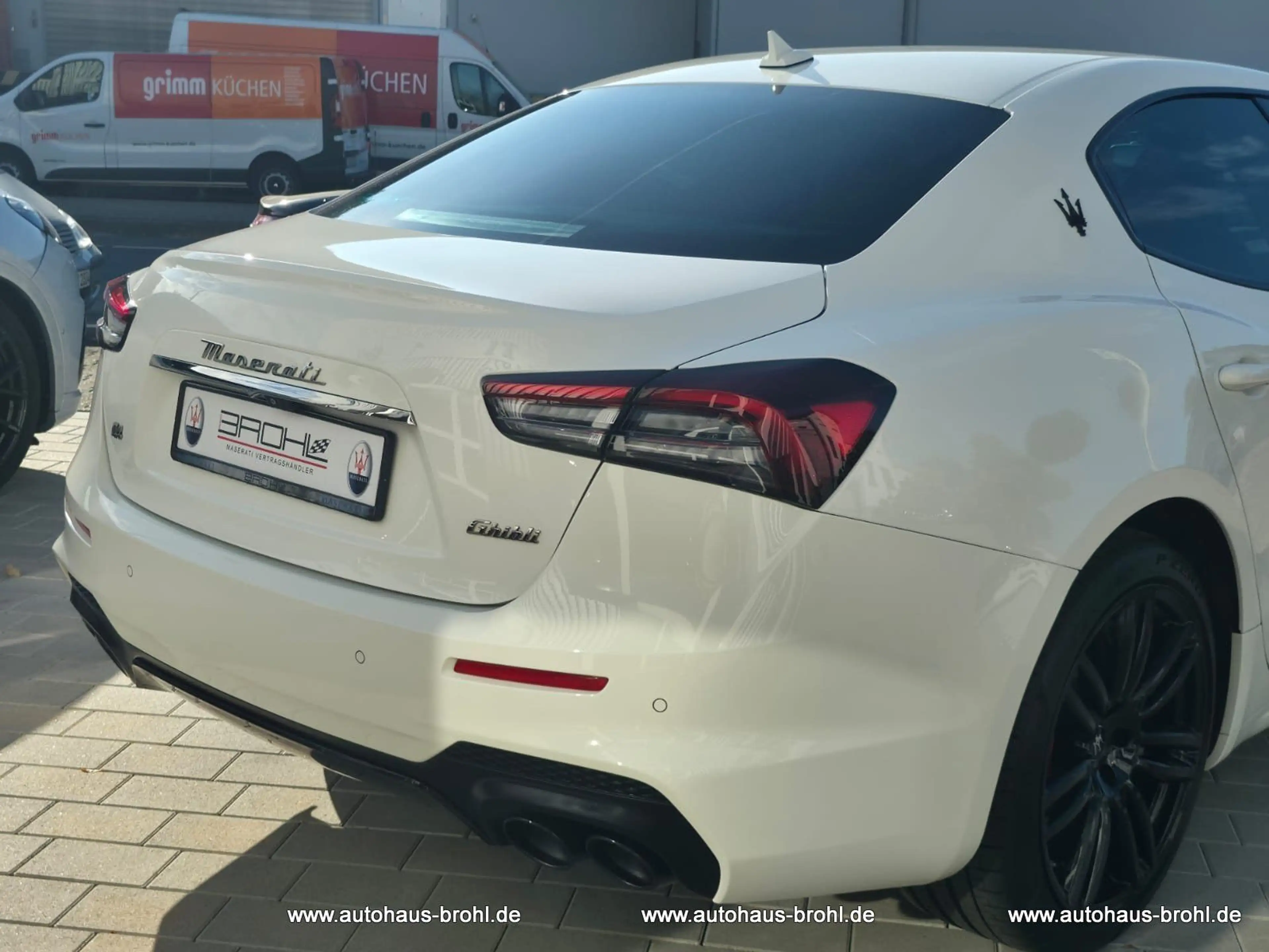 Maserati Ghibli 3.0 V6 430HP Modena Auto 4WD — photo 7