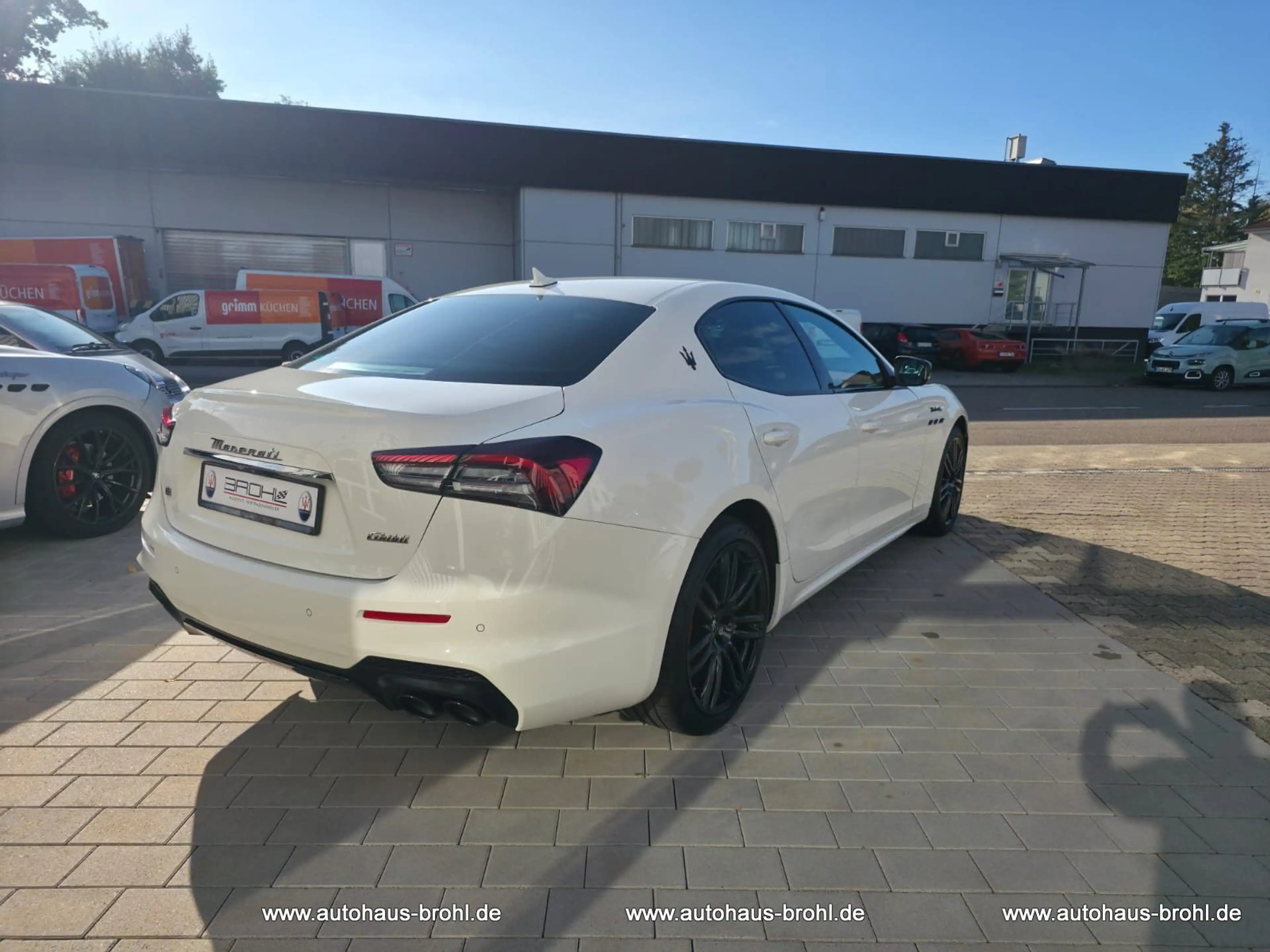 Maserati Ghibli 3.0 V6 430HP Modena Auto 4WD — photo 5