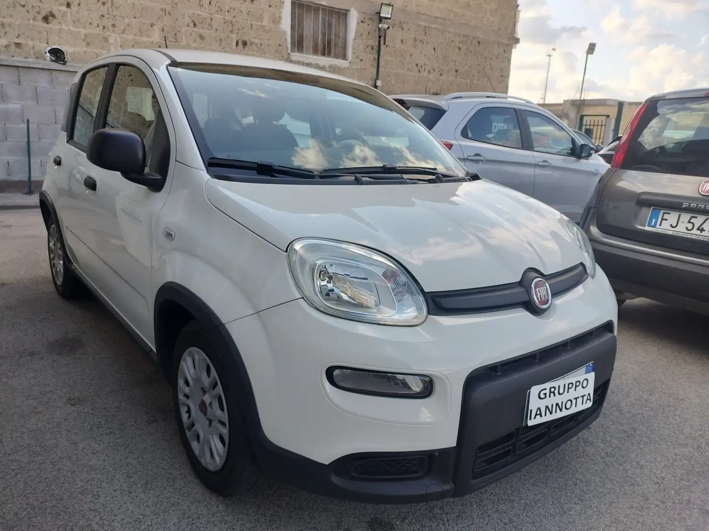 Fiat Panda PANDA 1.0 HYBRID S SOLO KM 12370 GARANZIA FIAT Weiß - 1