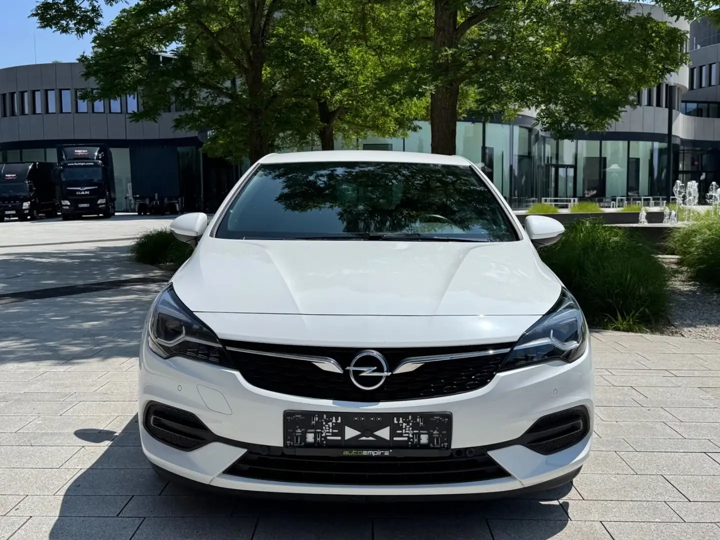 Opel Astra K 1.5l D Business Elegance *NAVI*PDC*KLIMA Weiß - 2