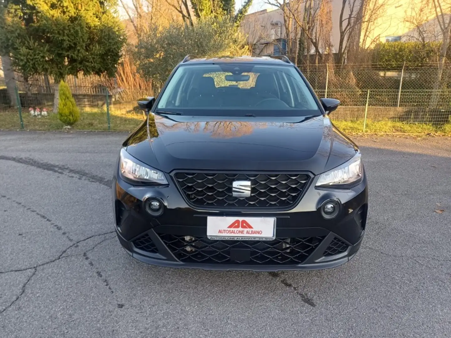 SEAT Arona 1.0 tgi Reference 90cv Nero - 2