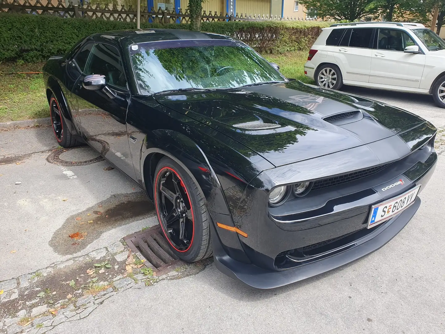 Dodge Challenger 5,7 hemi Schwarz - 1