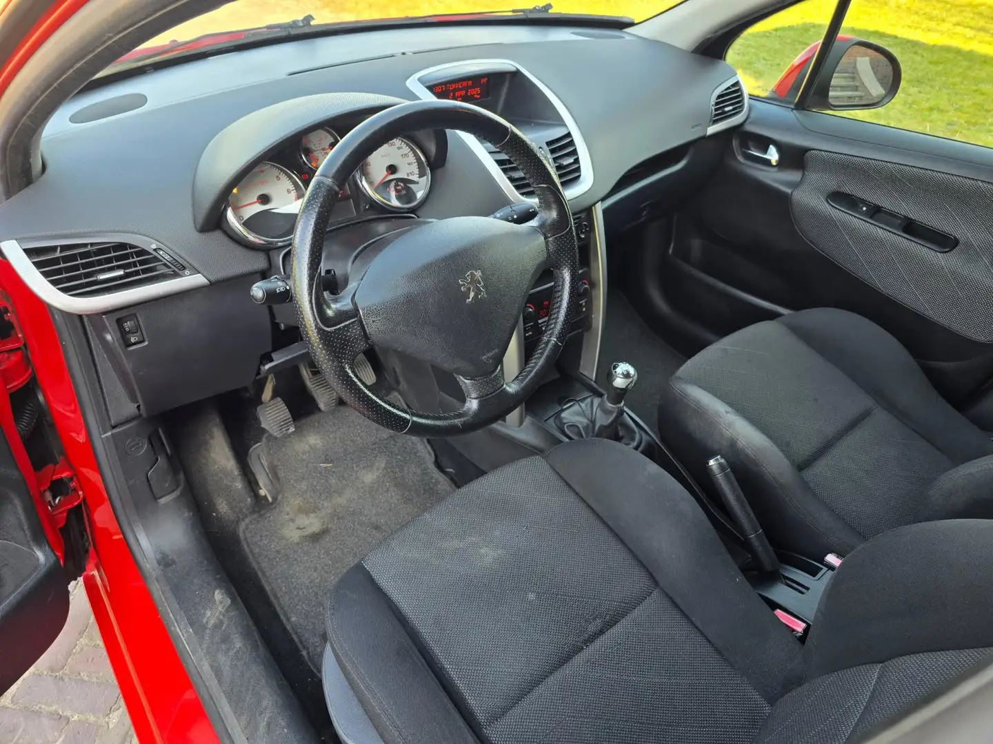 Peugeot 207 1.4-16V XS Pack 5-deurs AIRCO *apk:02-2026* Rood - 2