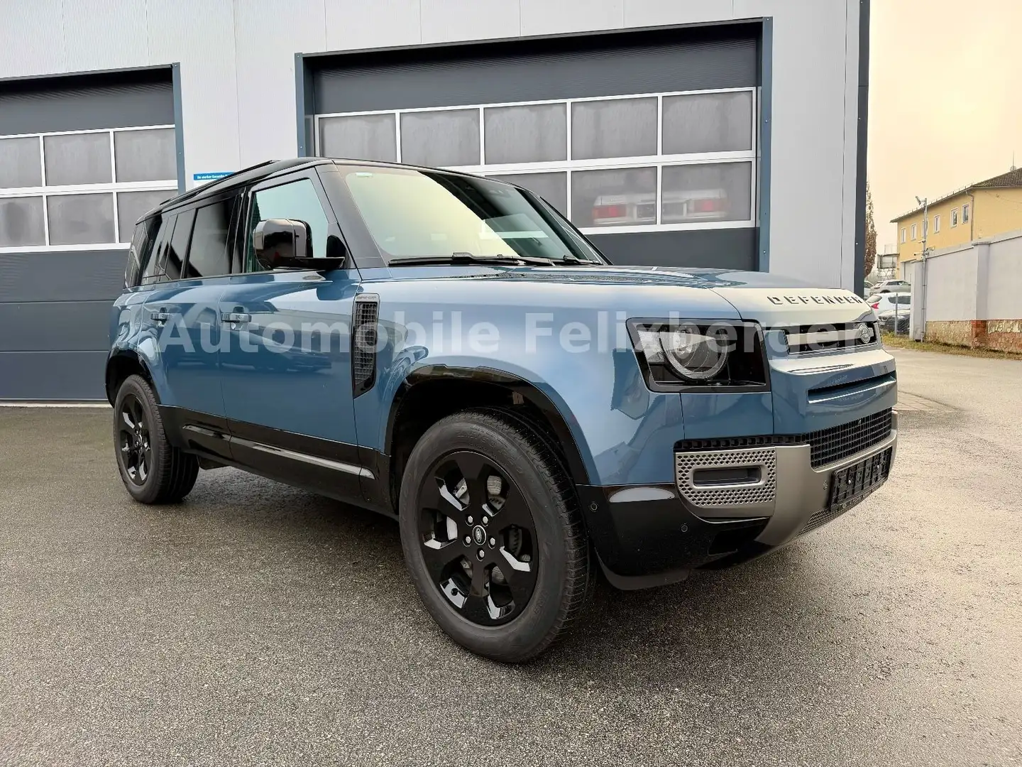 Land Rover Defender 110 X-Dynamic SE 7 Sitze HUD BlackPack Blau - 1