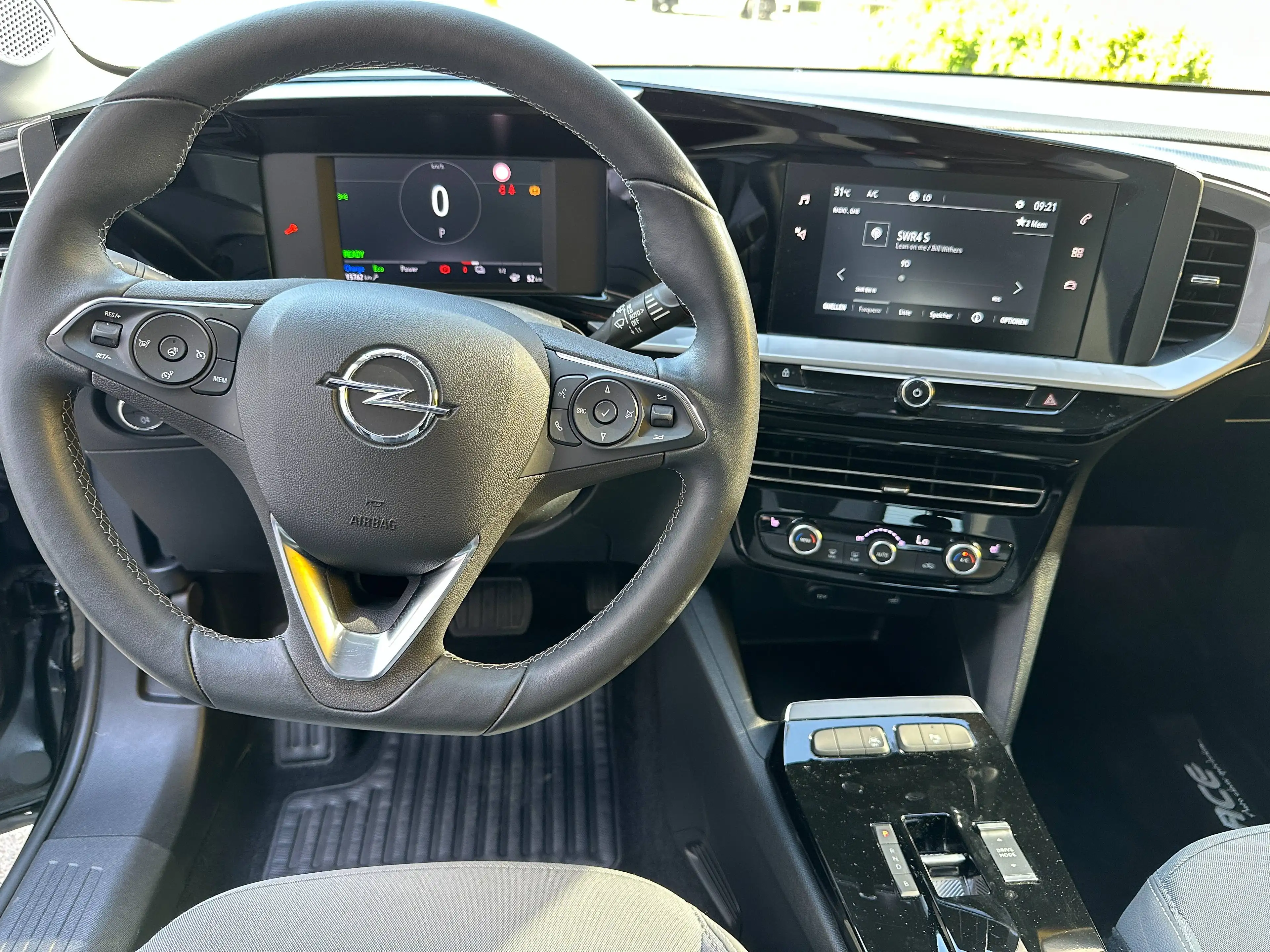 Opel Mokka-E Elegance*PDC*Kamera*SHZ*LED*Totwinkel* — photo 8