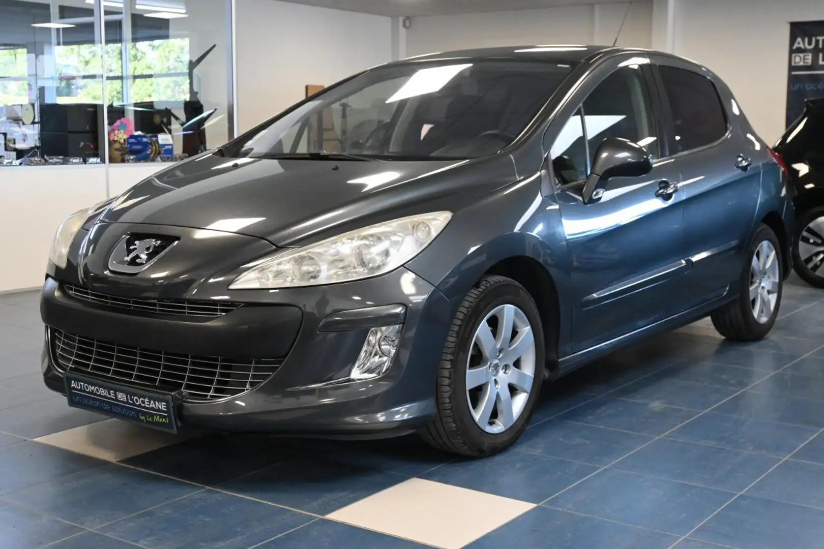 Peugeot 308 1.6 HDi 90ch FAP BLUE LION Premium Gris - 1