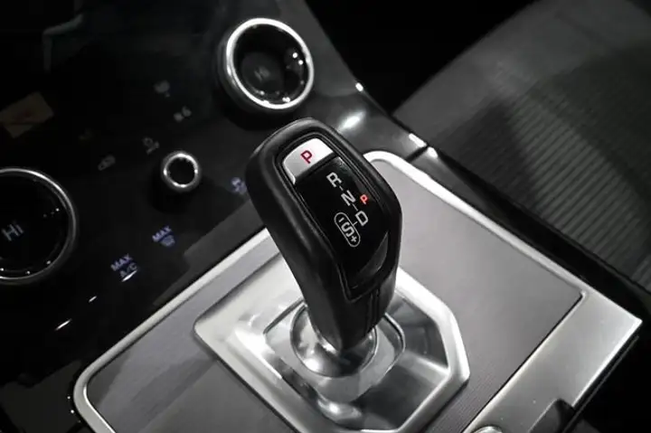 Land Rover Range Rover 2021, foto 19