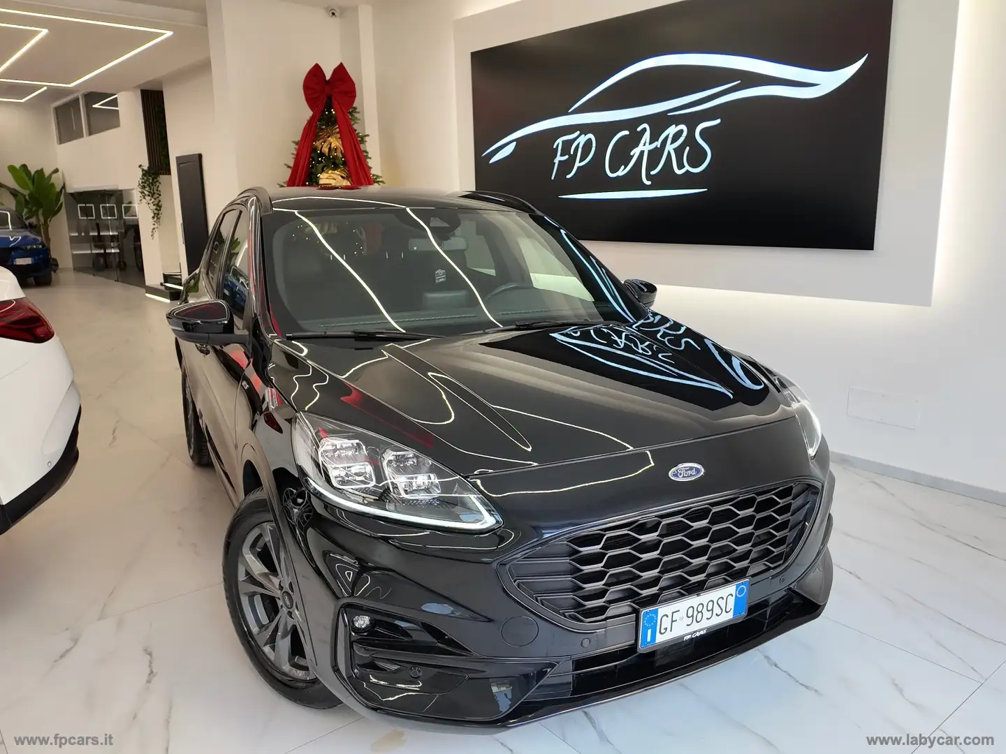 Ford Kuga 1.5 EcoBl. 120CV aut. 2WD ST-Line X Nero - 1