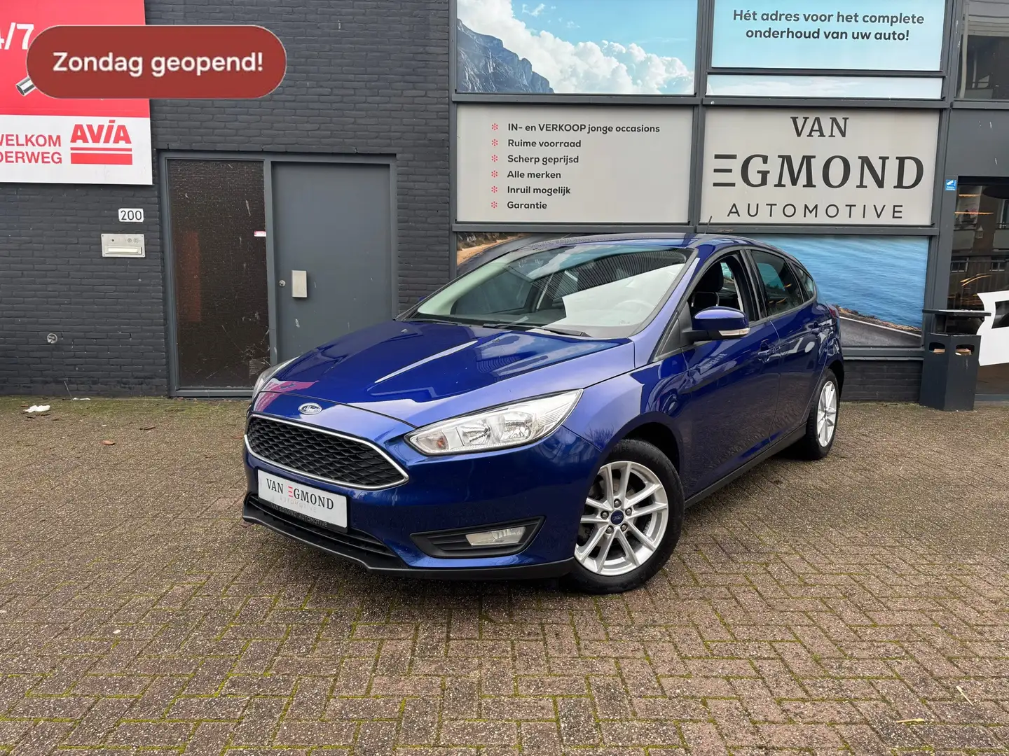 Ford Focus 1.0 Lease Edition Blauw - 1