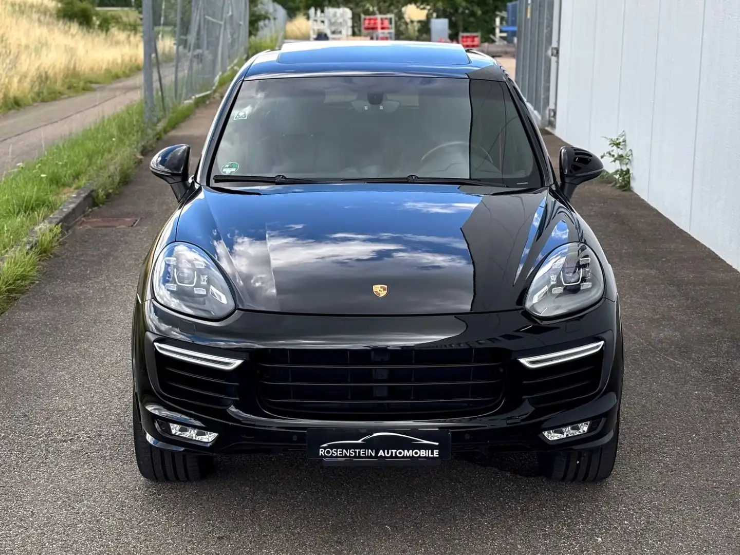 Porsche Cayenne 3.6 V6 Platinum Edition/GTS Optik/Pano Schwarz - 2