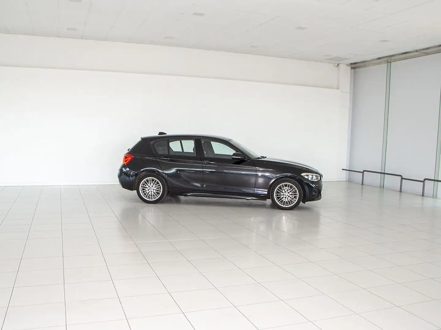 BMW 116 1.5 116D 5P Negro - 2
