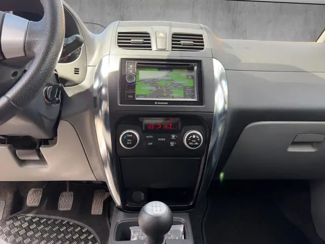 Suzuki SX4 view 13