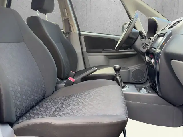 Suzuki SX4 view 12