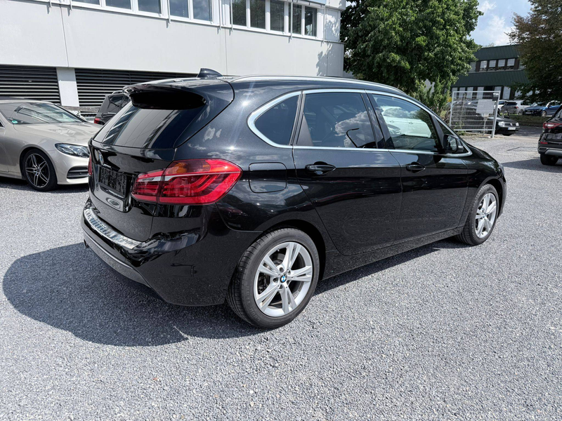 BMW 218 218d Active Tourer Autom Luxury LED|PANO|HUD|NAV — photo 8