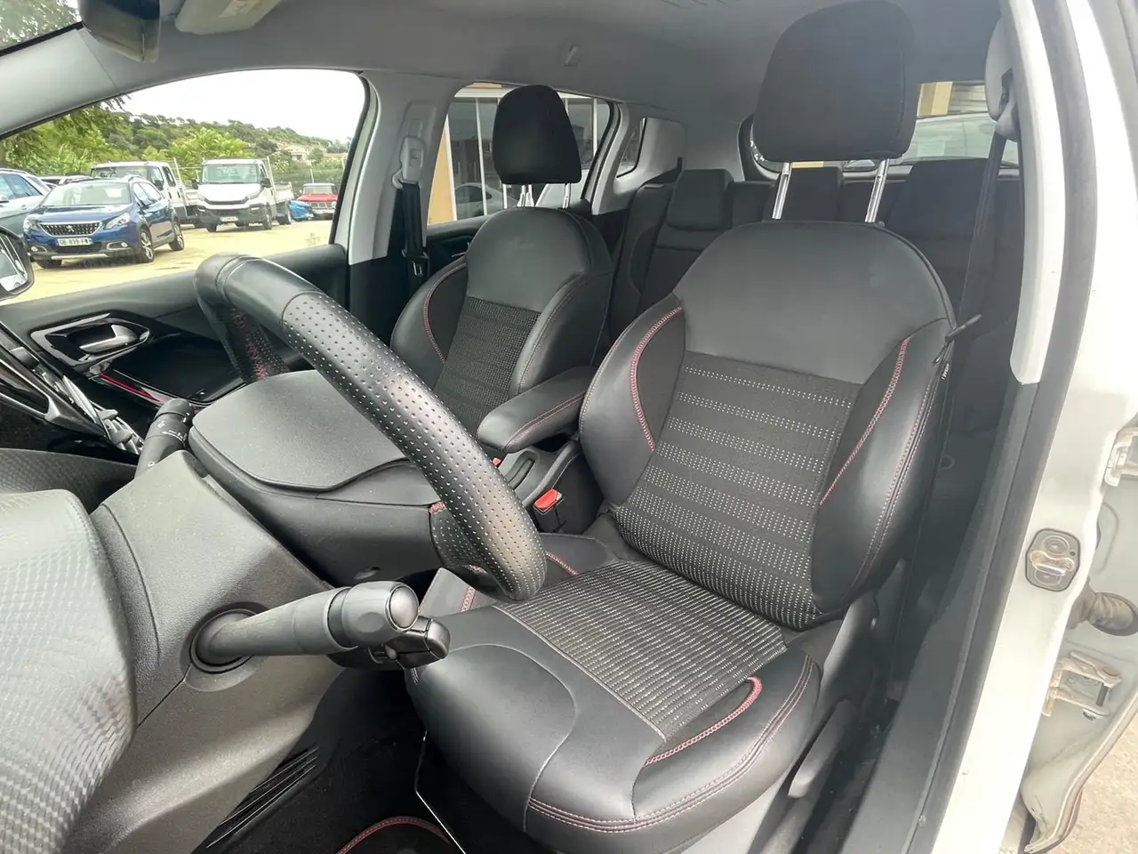 Peugeot 2008 2008 — photo 10