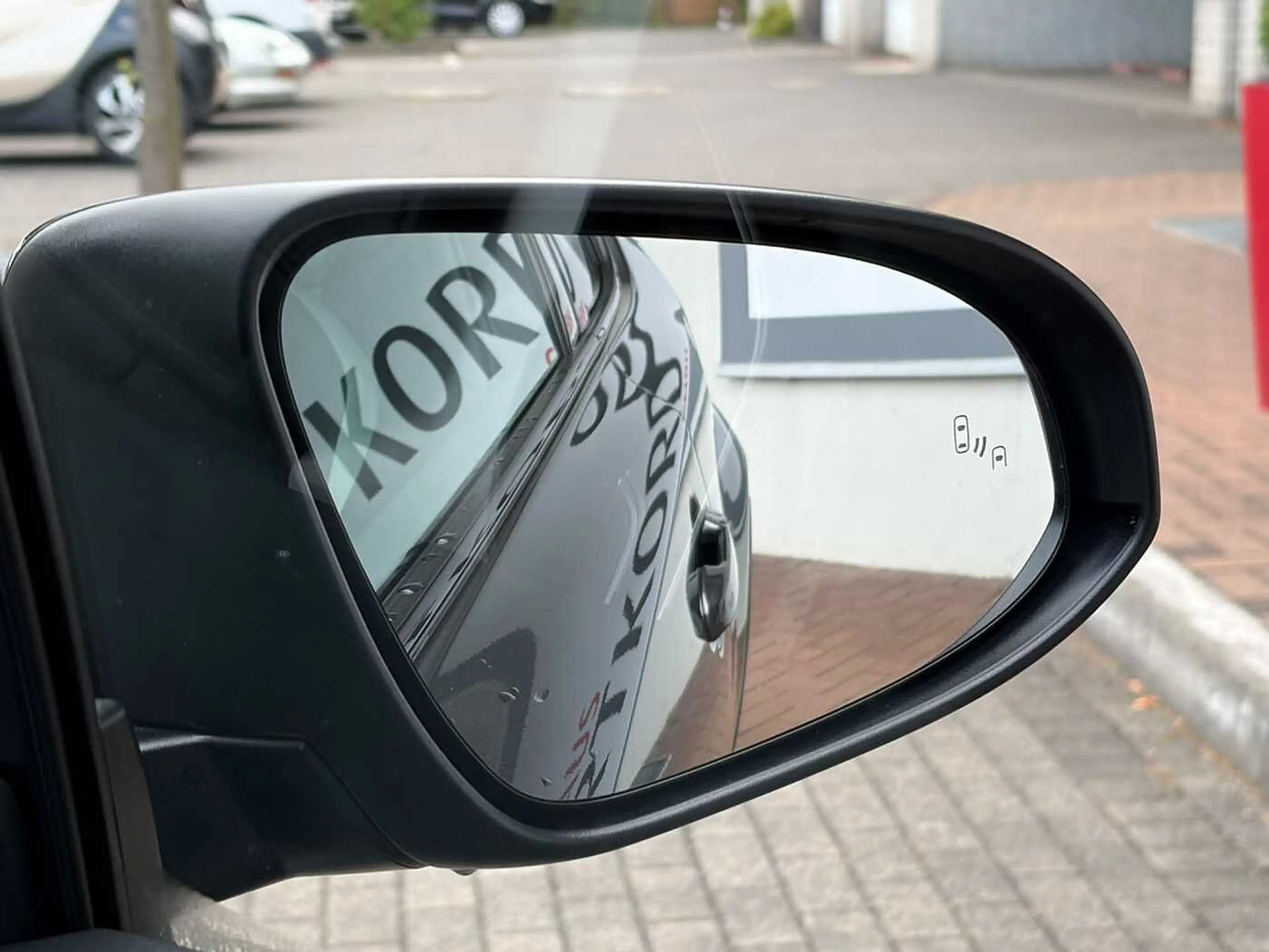 Toyota C-HR 2.0 Hybrid GR Sport - Navi, SHZ, PDC, LED, ... — photo 13