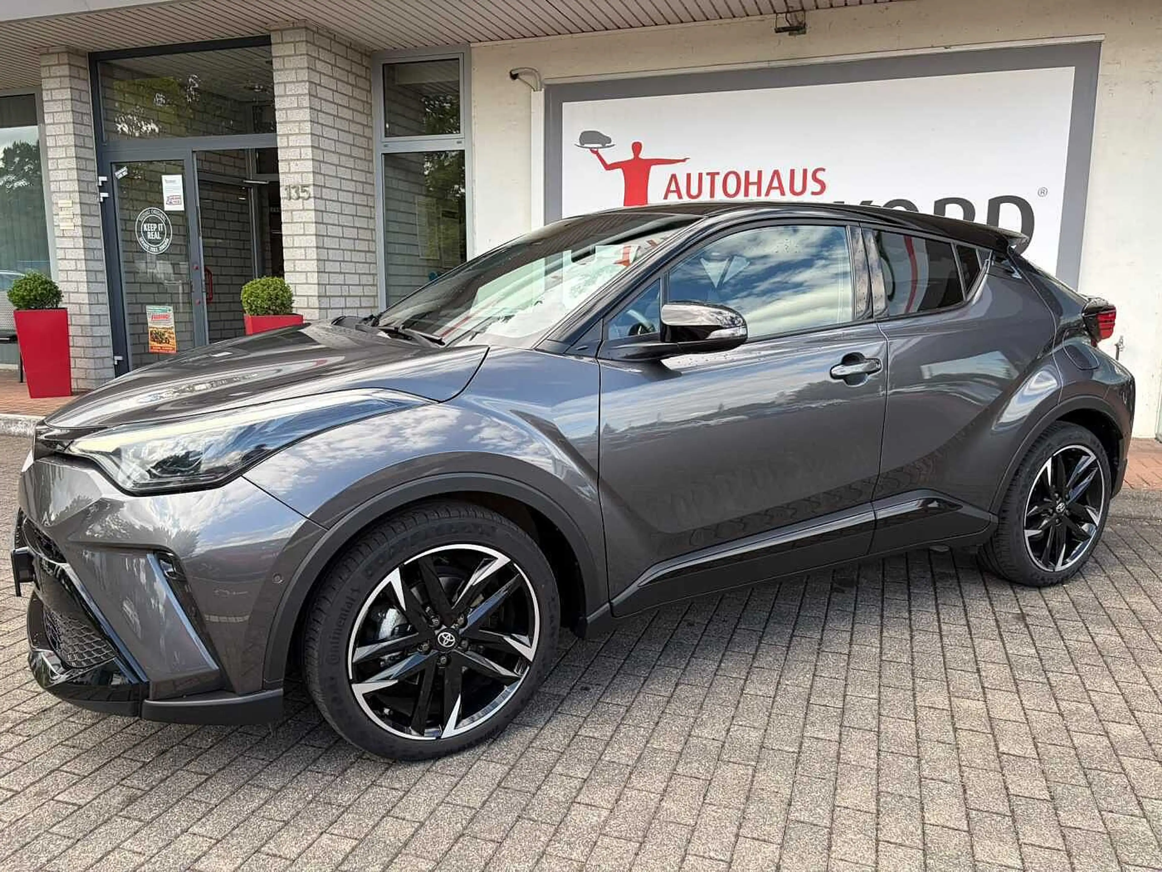 Toyota C-HR 2.0 Hybrid GR Sport - Navi, SHZ, PDC, LED, ... — photo 4