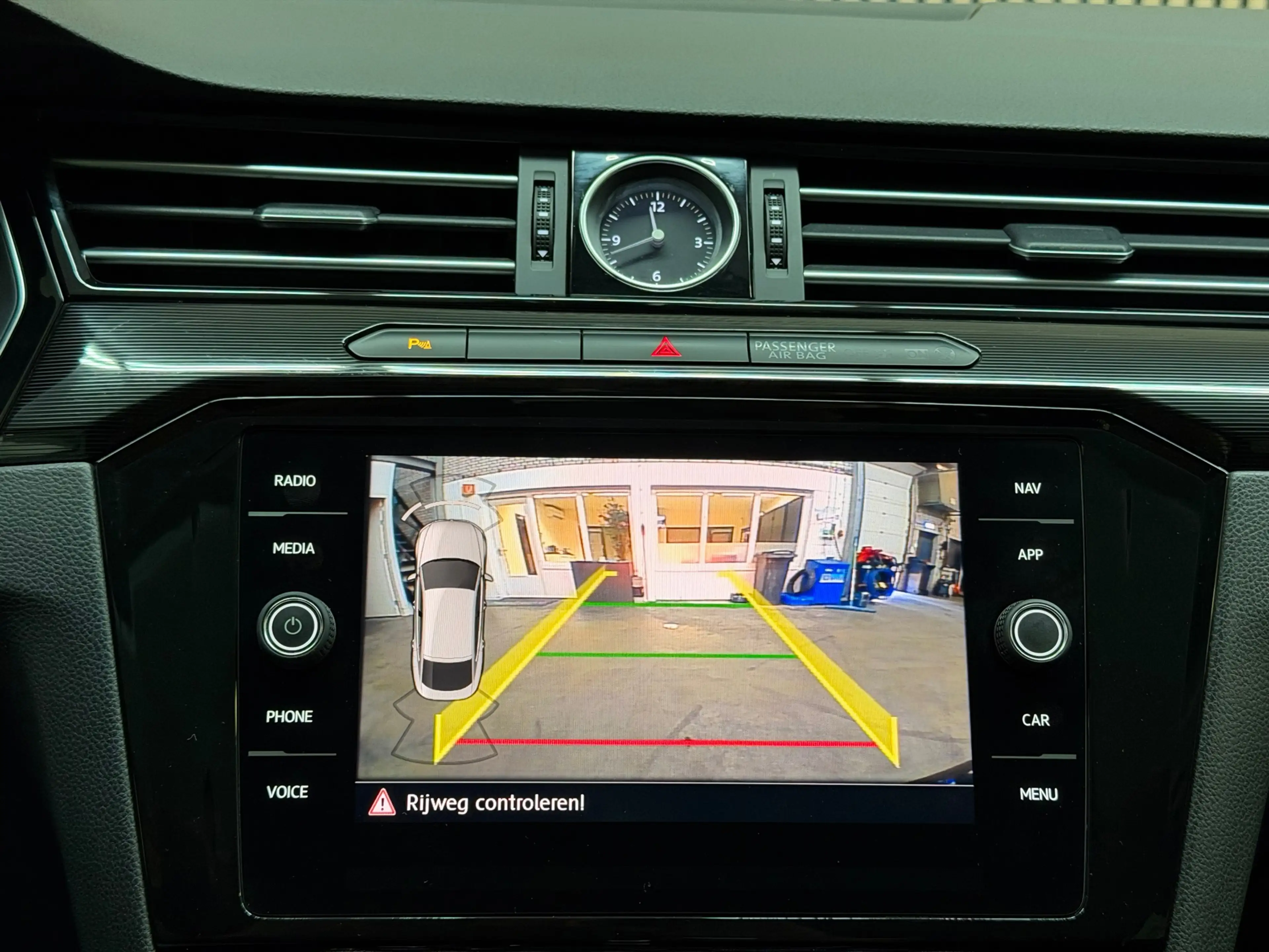 Volkswagen Arteon 1.5 TSI Business R 2019 DSG PANO LED CAMERA — photo 24