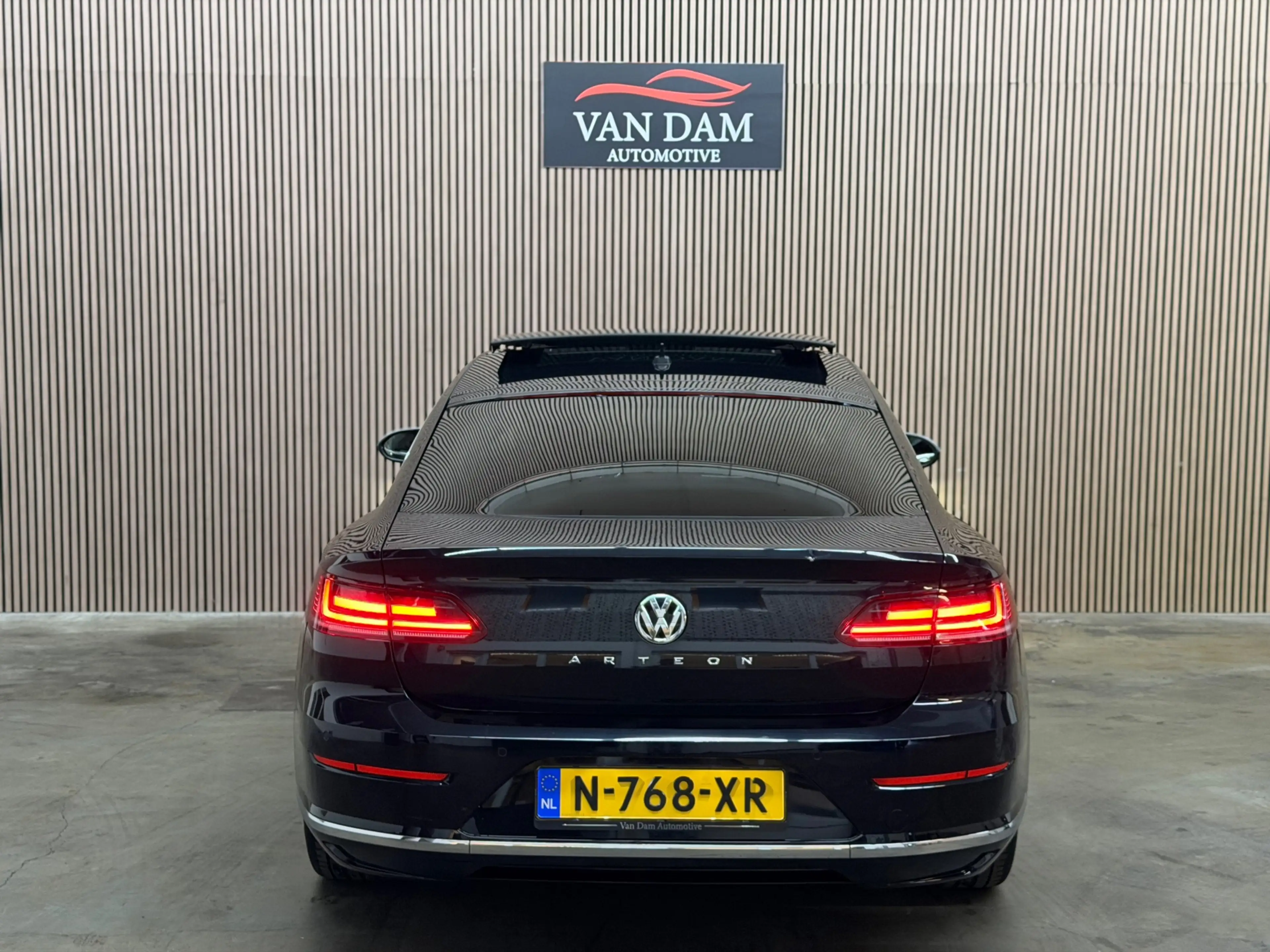Volkswagen Arteon 1.5 TSI Business R 2019 DSG PANO LED CAMERA — photo 9