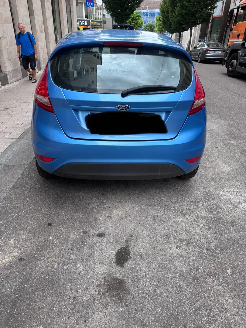 Ford Fiesta Courier - 2