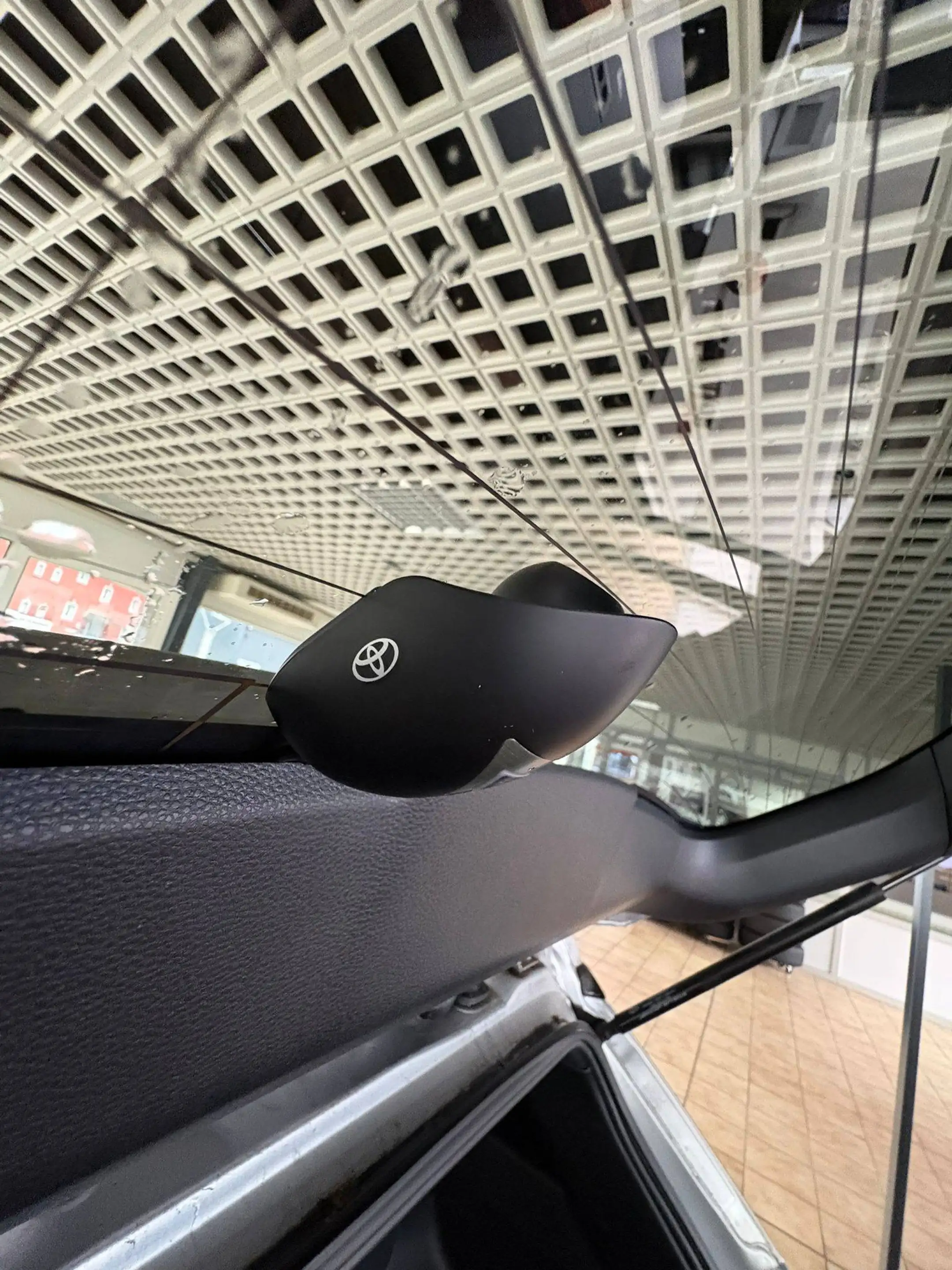 Toyota Corolla Cross 2.0 Hybrid Team D *LED*CAM*Car Play — photo 13