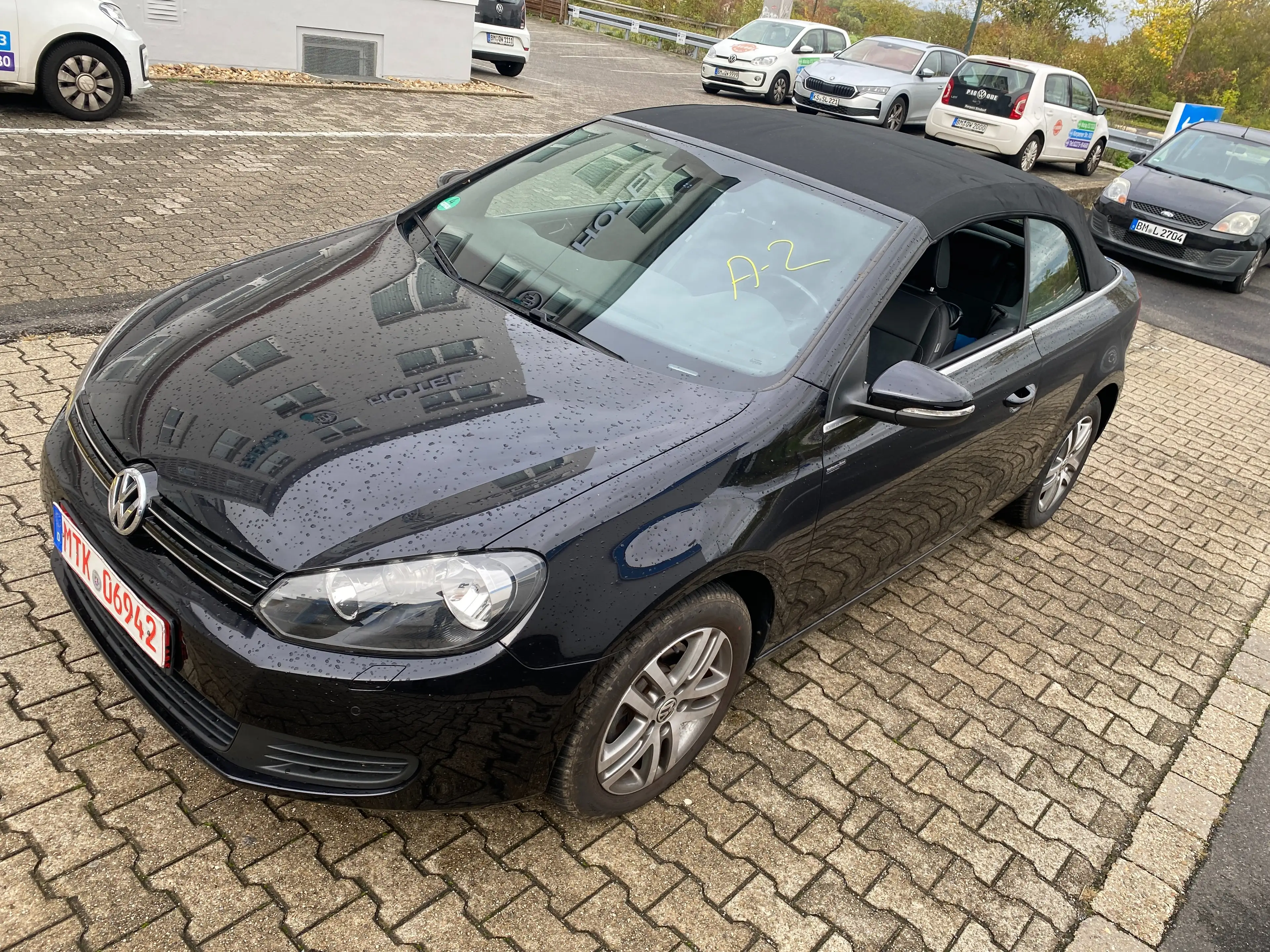 Volkswagen Golf Cabriolet 1.6 TDI Scheckheft Leder SHZ BT PDC Tuv 7/26 3.Hd — photo 4