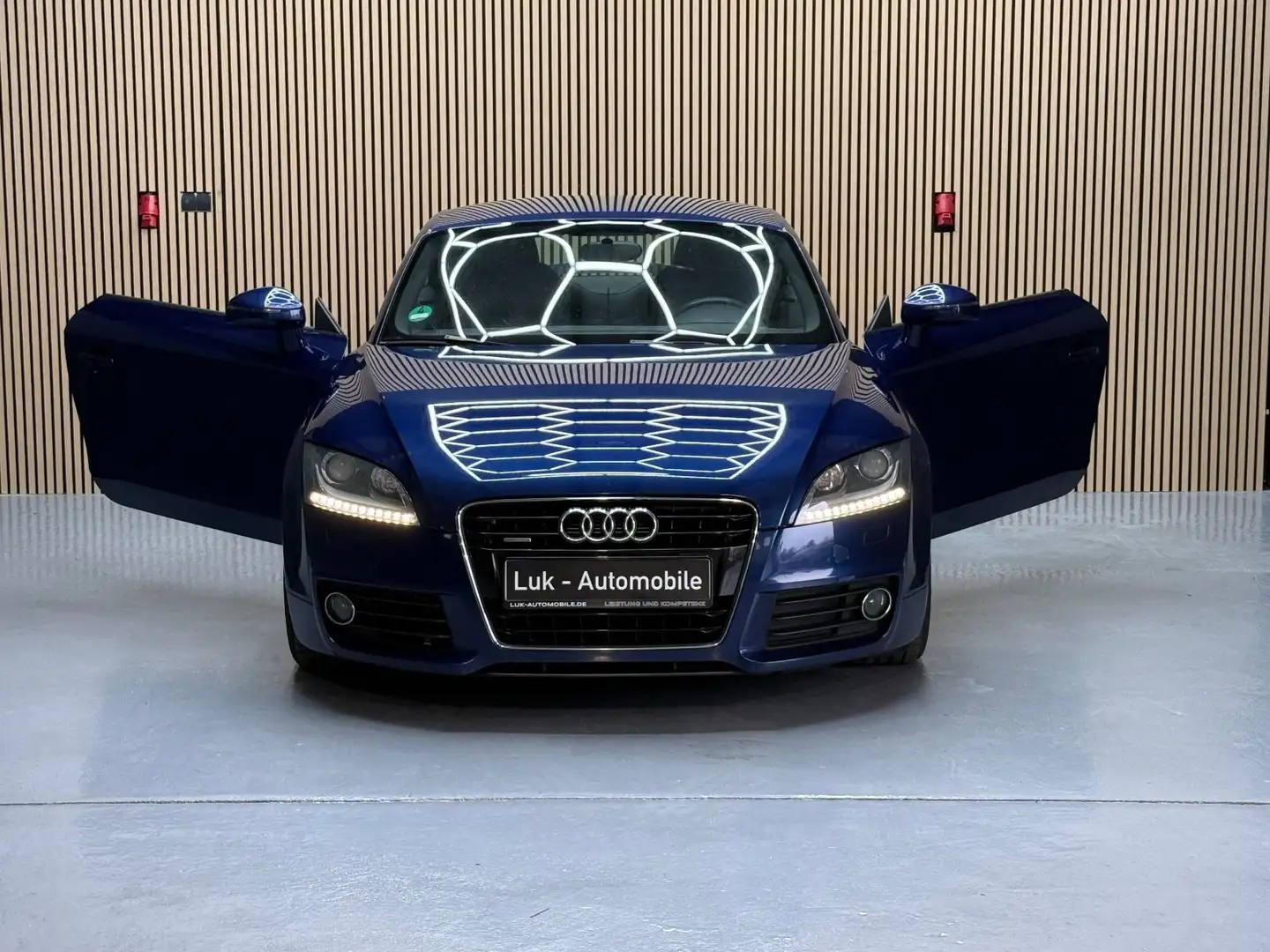 Audi TT Coupe/Roadster 2.0 TDI Coupe quattro Blau - 2