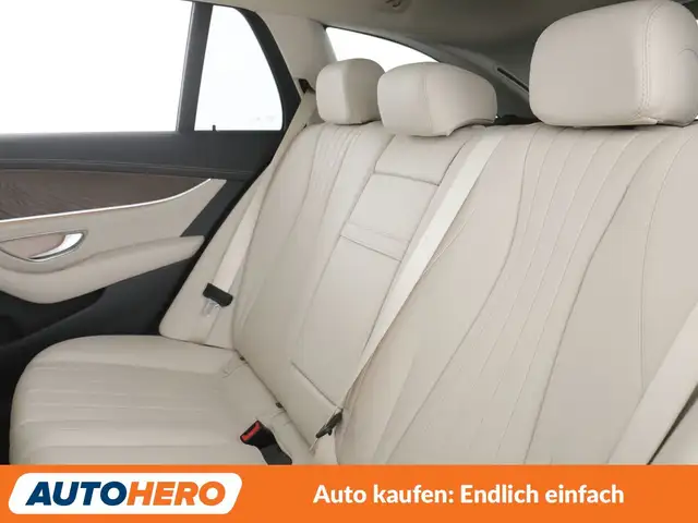 Mercedes-Benz E-Class view 14