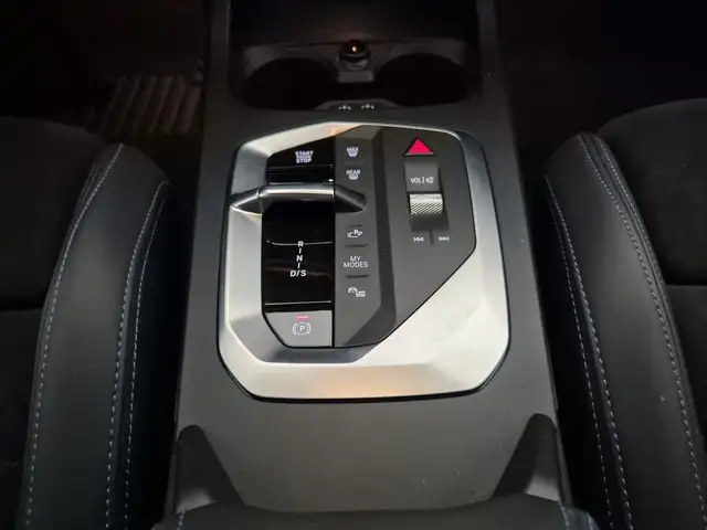 BMW 1 Series view 12