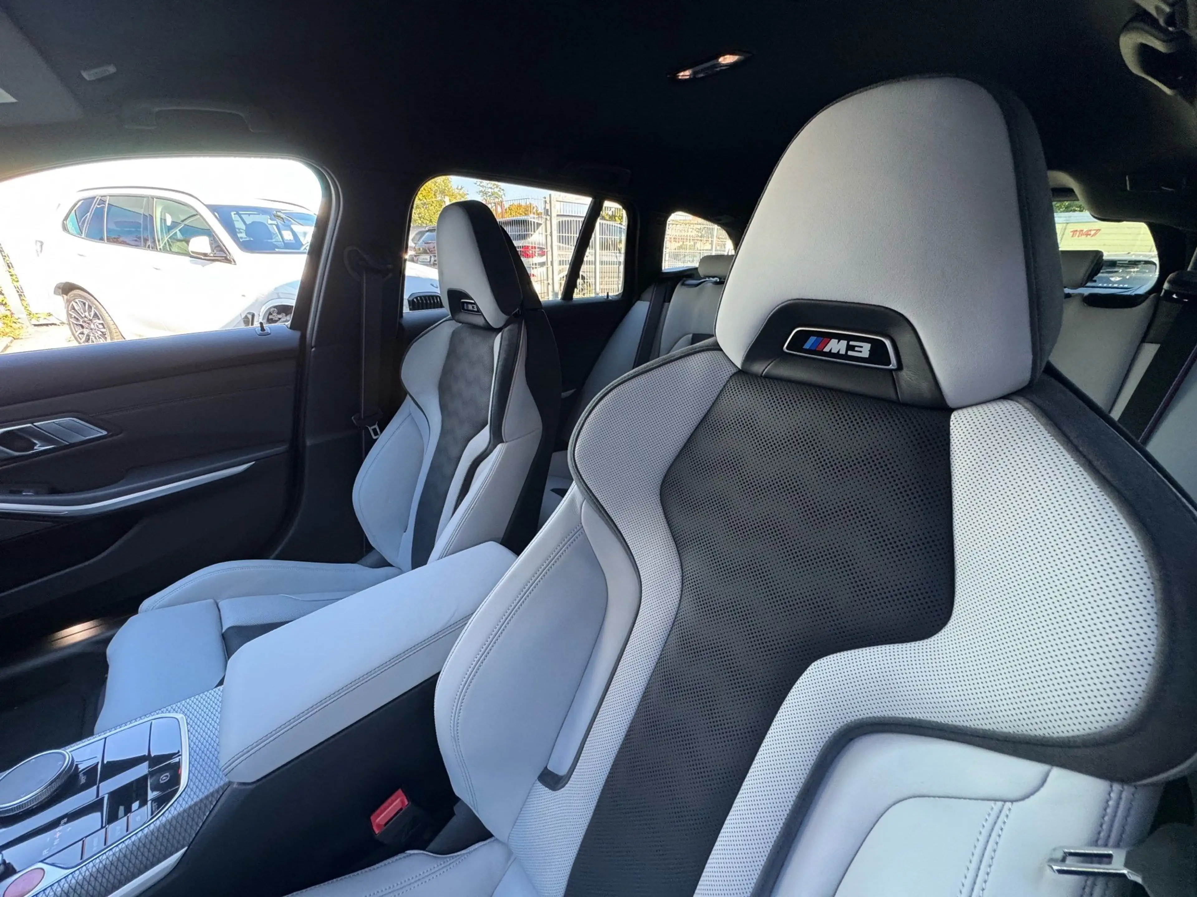 BMW M3 Competition Tour xDrive DA h&k Ad-Led PA Keyless — photo 18
