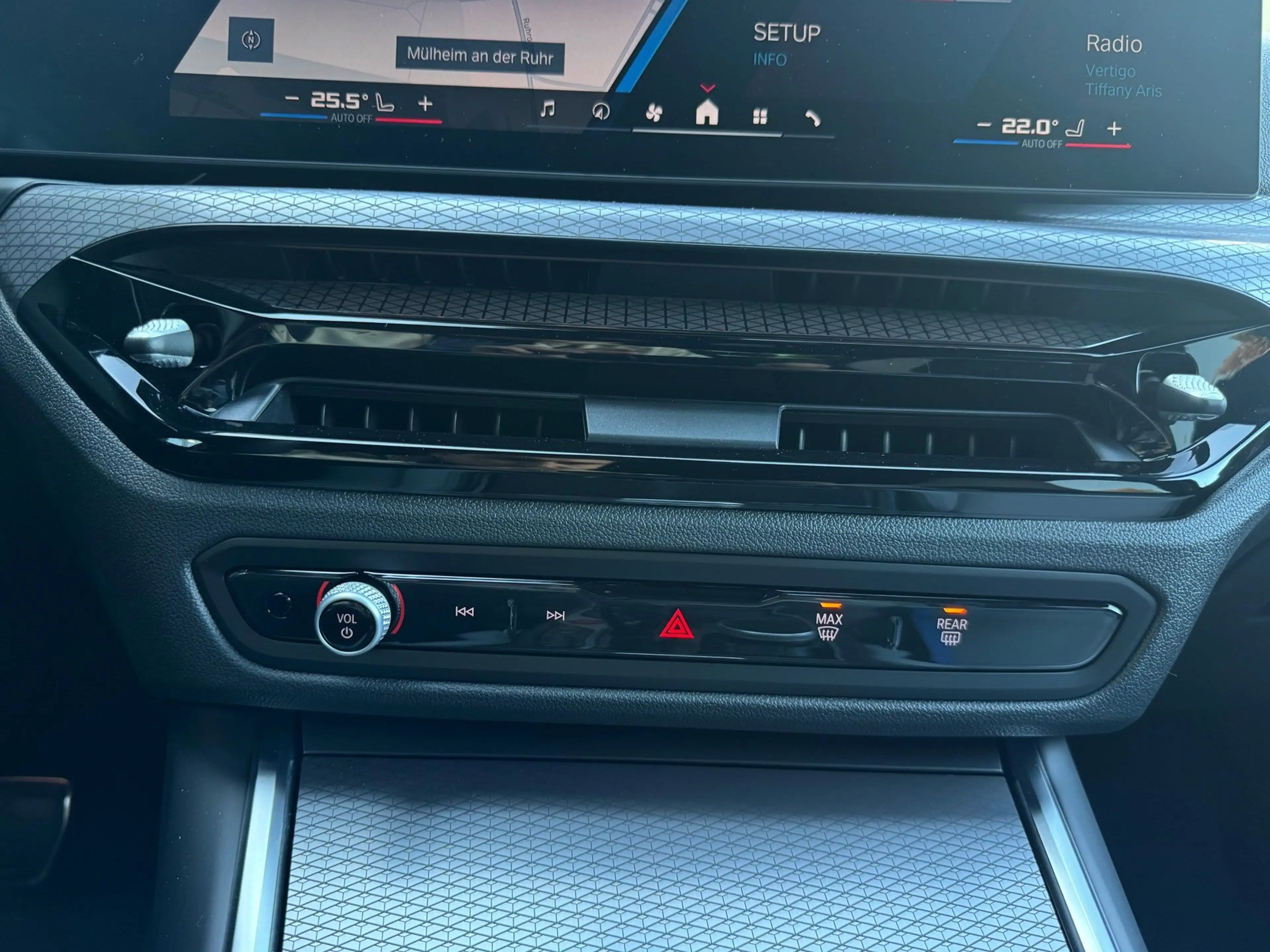 BMW M3 Competition Tour xDrive DA h&k Ad-Led PA Keyless — photo 12