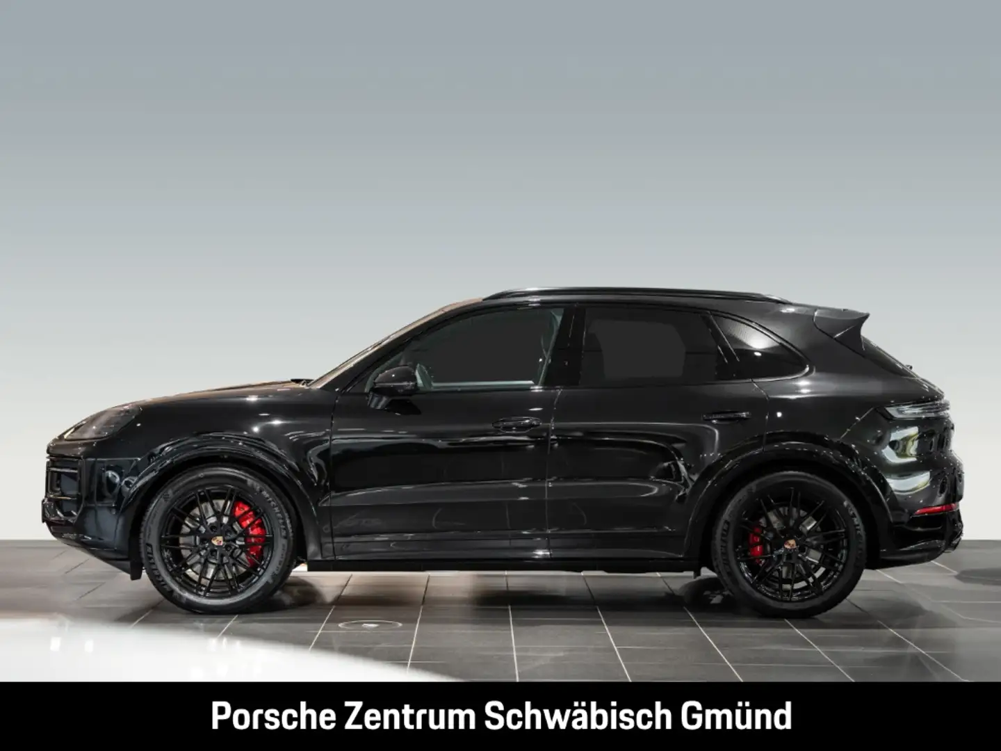 Porsche Cayenne GTS HA-Lenkung InnoDrive Head-Up 21-Zoll Schwarz - 2