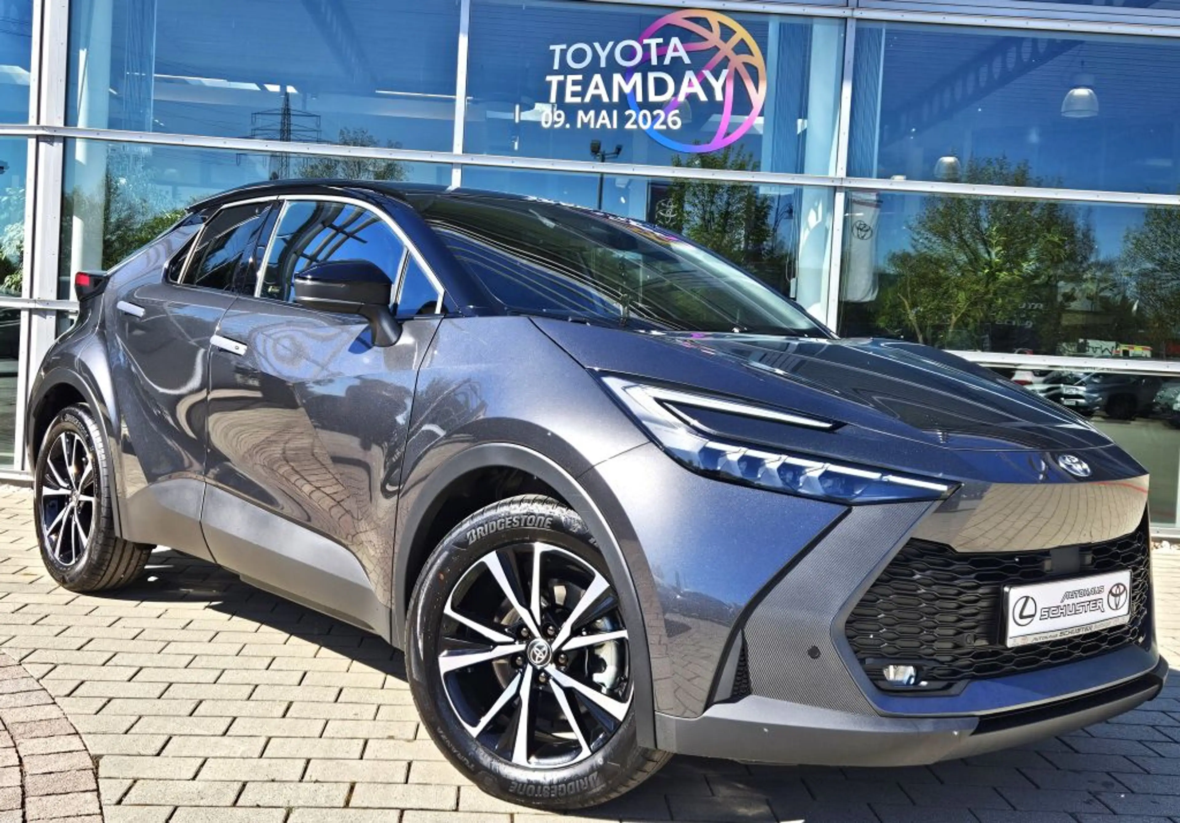 Toyota C-HR 2.0 Plug-in-Hybrid Teamplayer — photo 2