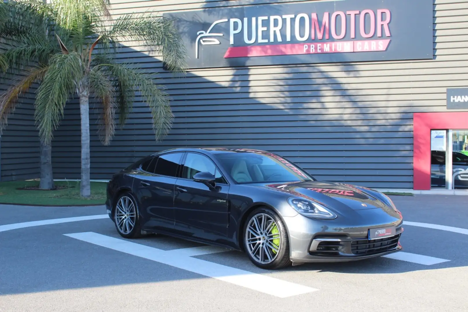 Porsche Panamera 4 e-Hybrid Gris - 1